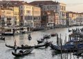 Un giorno qualuque sul Gran Canal tra gondole e palazzi - Cosa vedere a Venezia