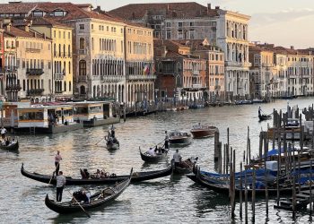 Un giorno qualuque sul Gran Canal tra gondole e palazzi - Cosa vedere a Venezia